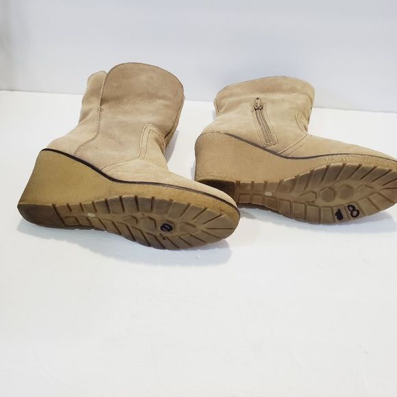 Kellie & Katie fold over suede winter booties  8.5 - Picture 7 of 16